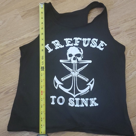 I refuse to sink tank top - Picture 3 of 3